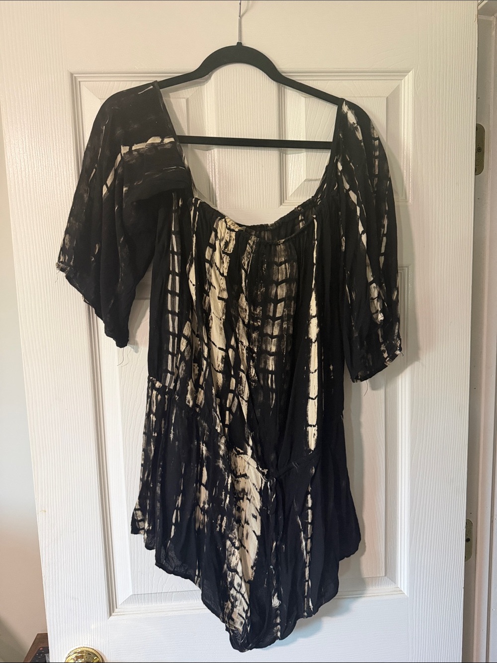 Black & Cream Tie-Dye Peasant Tunic